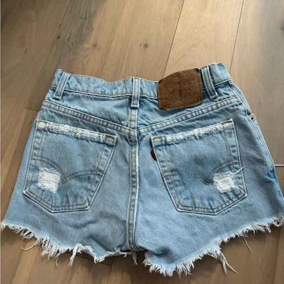 levis short - Picture 2 of 2